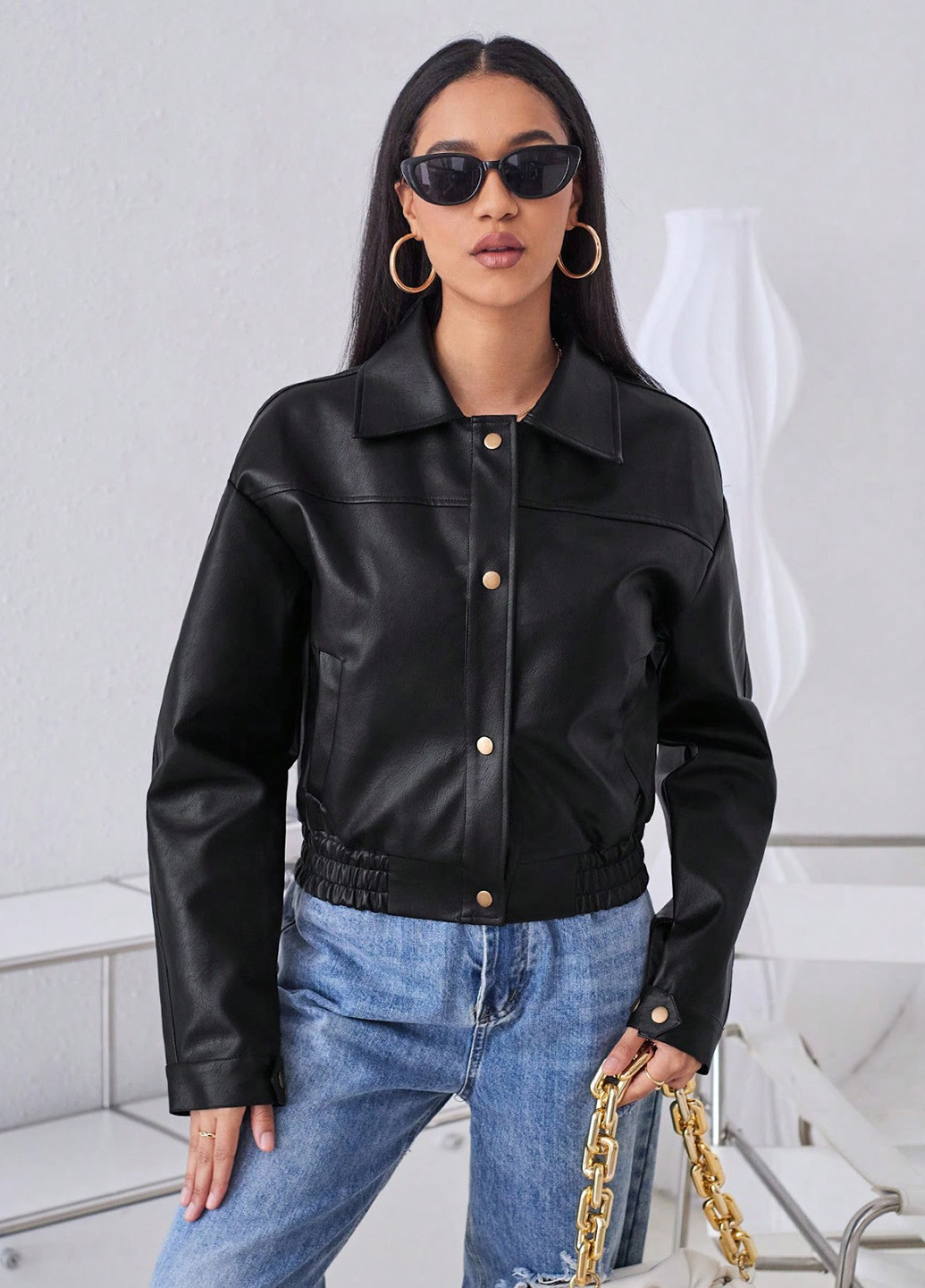 Черная демисезонная куртка байкерская SHEIN