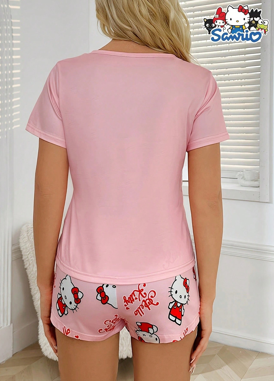 Розовая всесезон пижама (футболка, шорты) футболка + шорты SHEIN