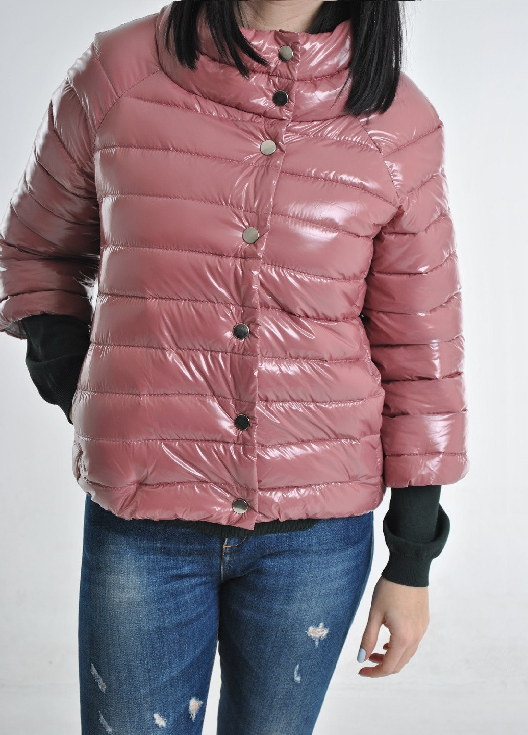 Пудрова демісезонна лакова куртка Glam Panic