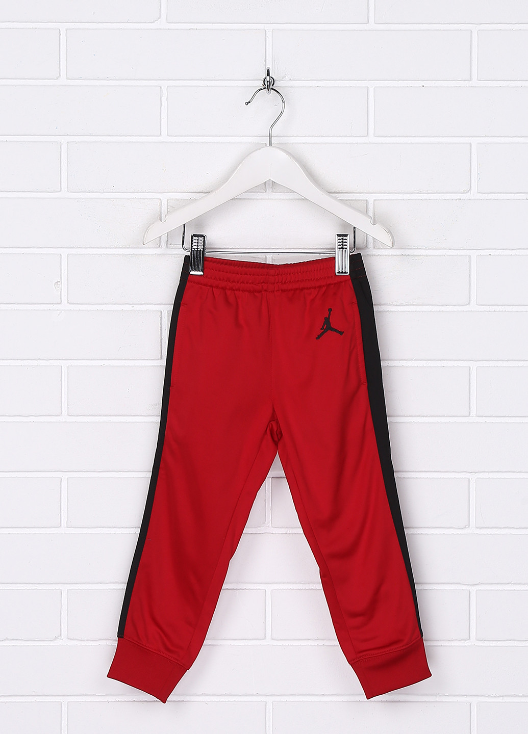 Красные спортивные демисезонные брюки джоггеры Jordan