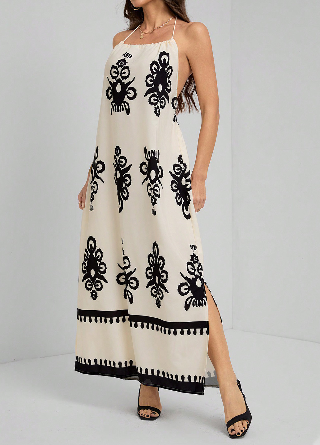 Айвори кэжуал платье с открытой спиной SHEIN с цветочным принтом