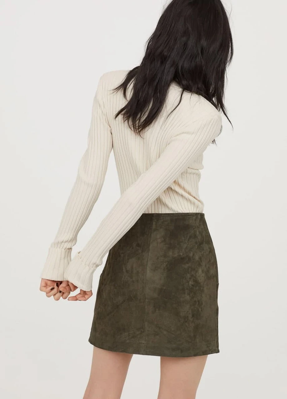Оливковая (хаки) однотонная короткая замшевая юбка H&M