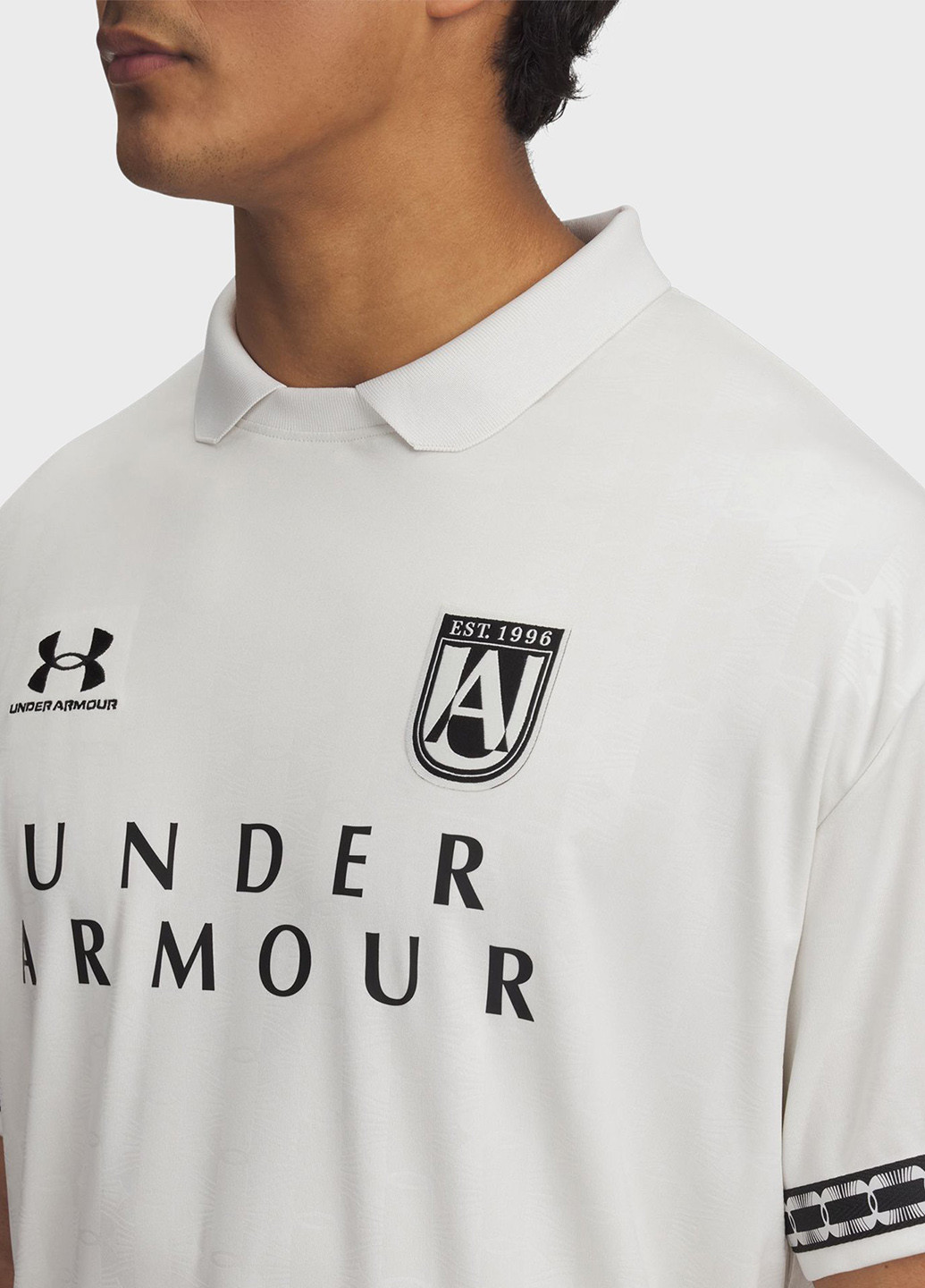 Молочна футболка Under Armour