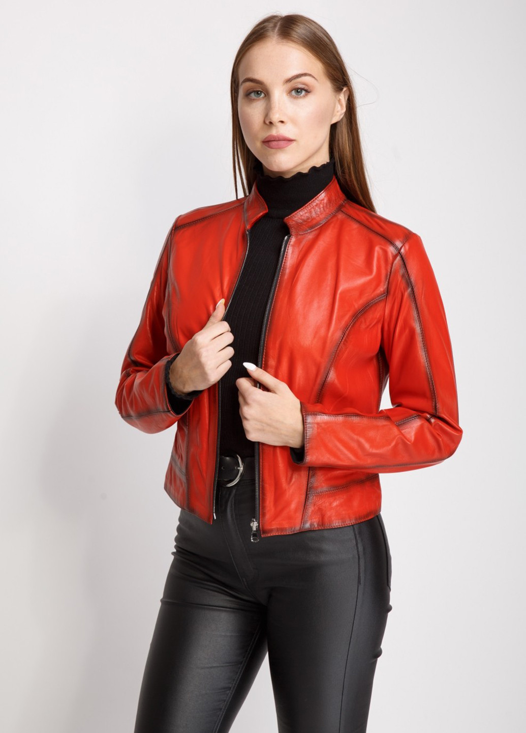 Красная демисезонная куртка кожаная Bianca