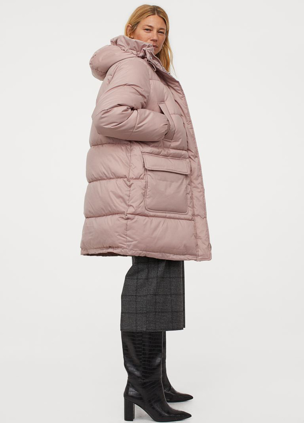 Светло-розовая зимняя куртка H&M