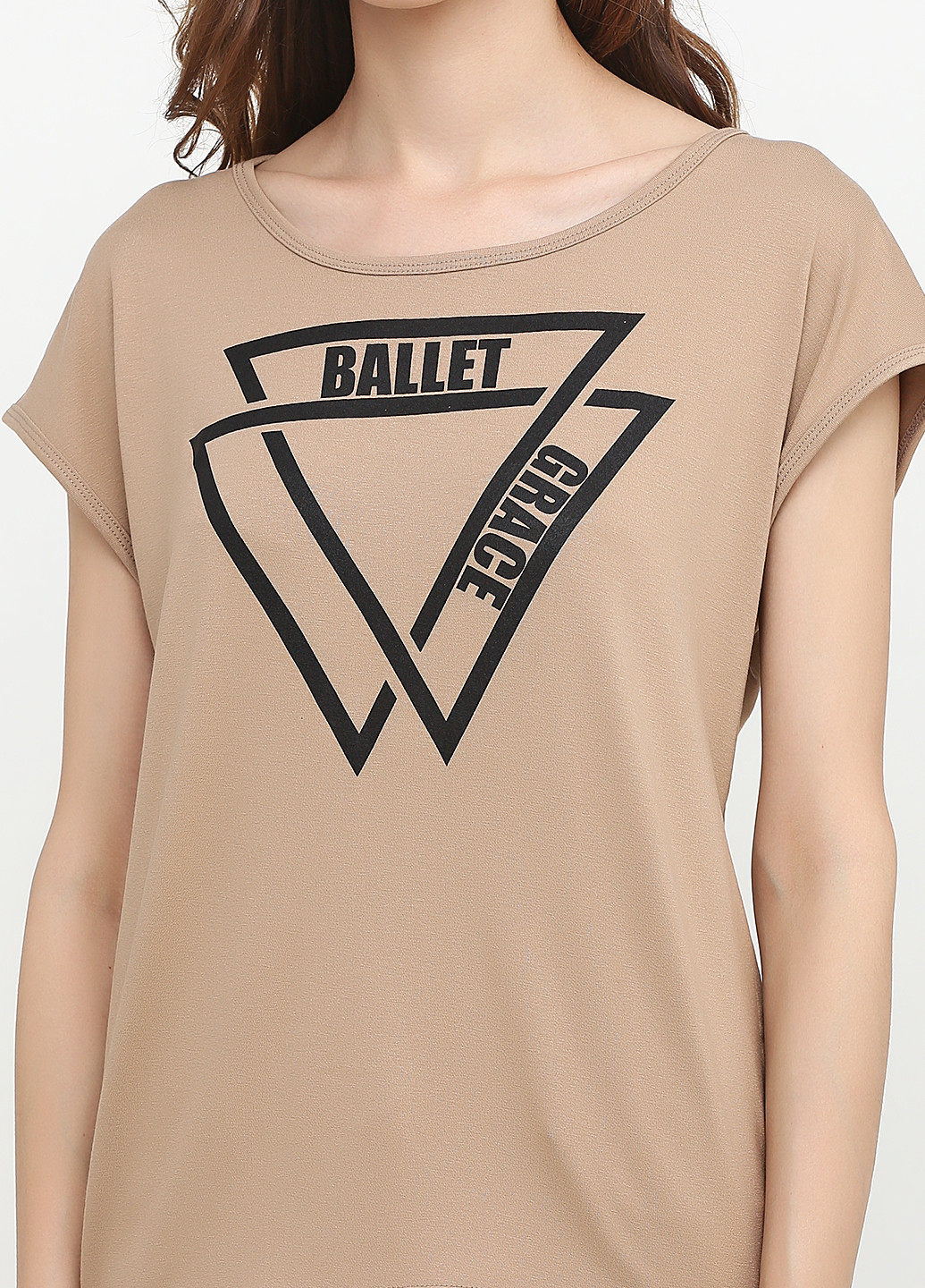 Бежевая летняя футболка Ballet Grace