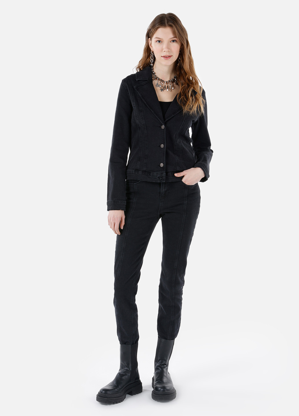 Чорна демісезонна куртка Colin's