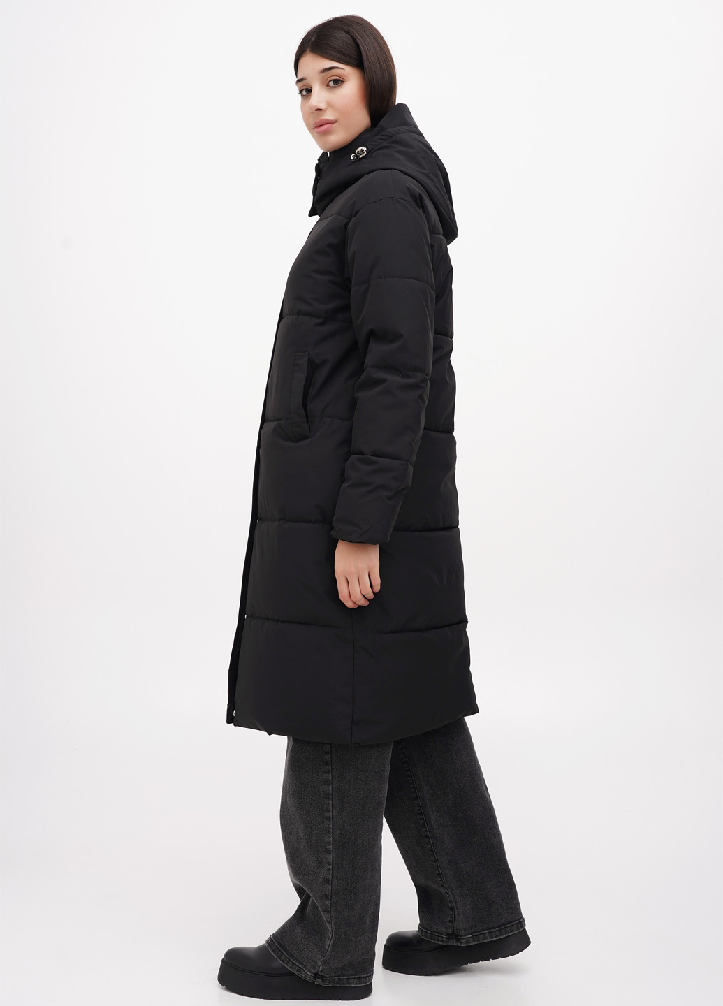 Чорна зимня куртка M&C