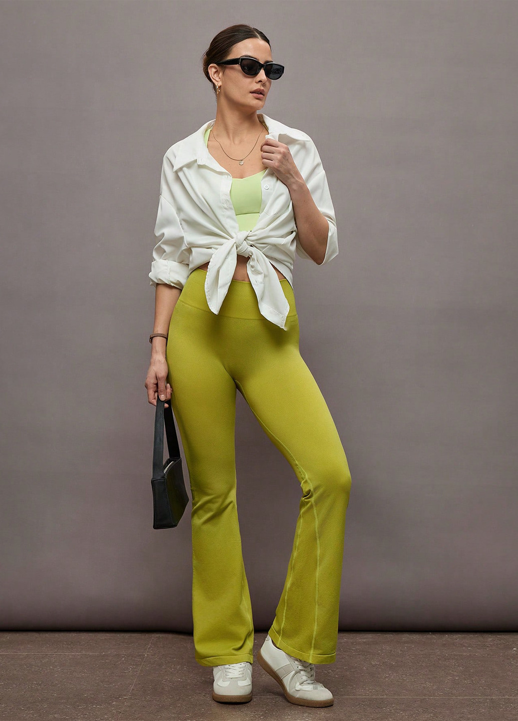 Салатовые демисезонные леггинсы SHEIN