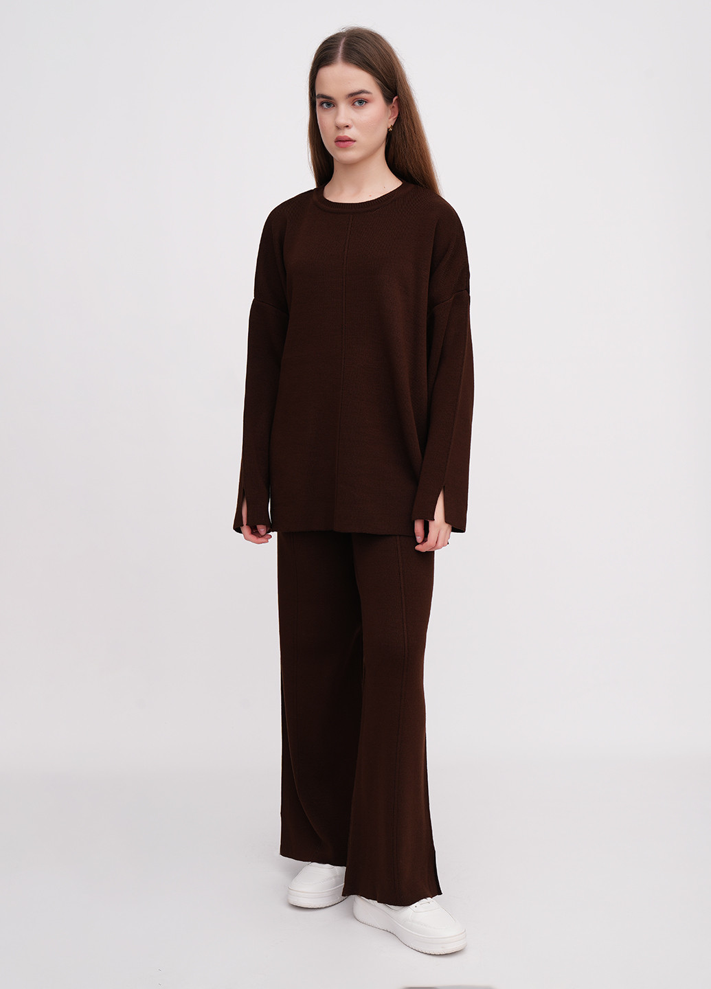 Коричневый демисезонный свитер EQUILIBRI