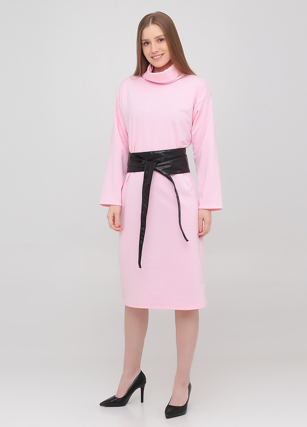 Светло-розовое кэжуал платье платье-водолазка Podium однотонное