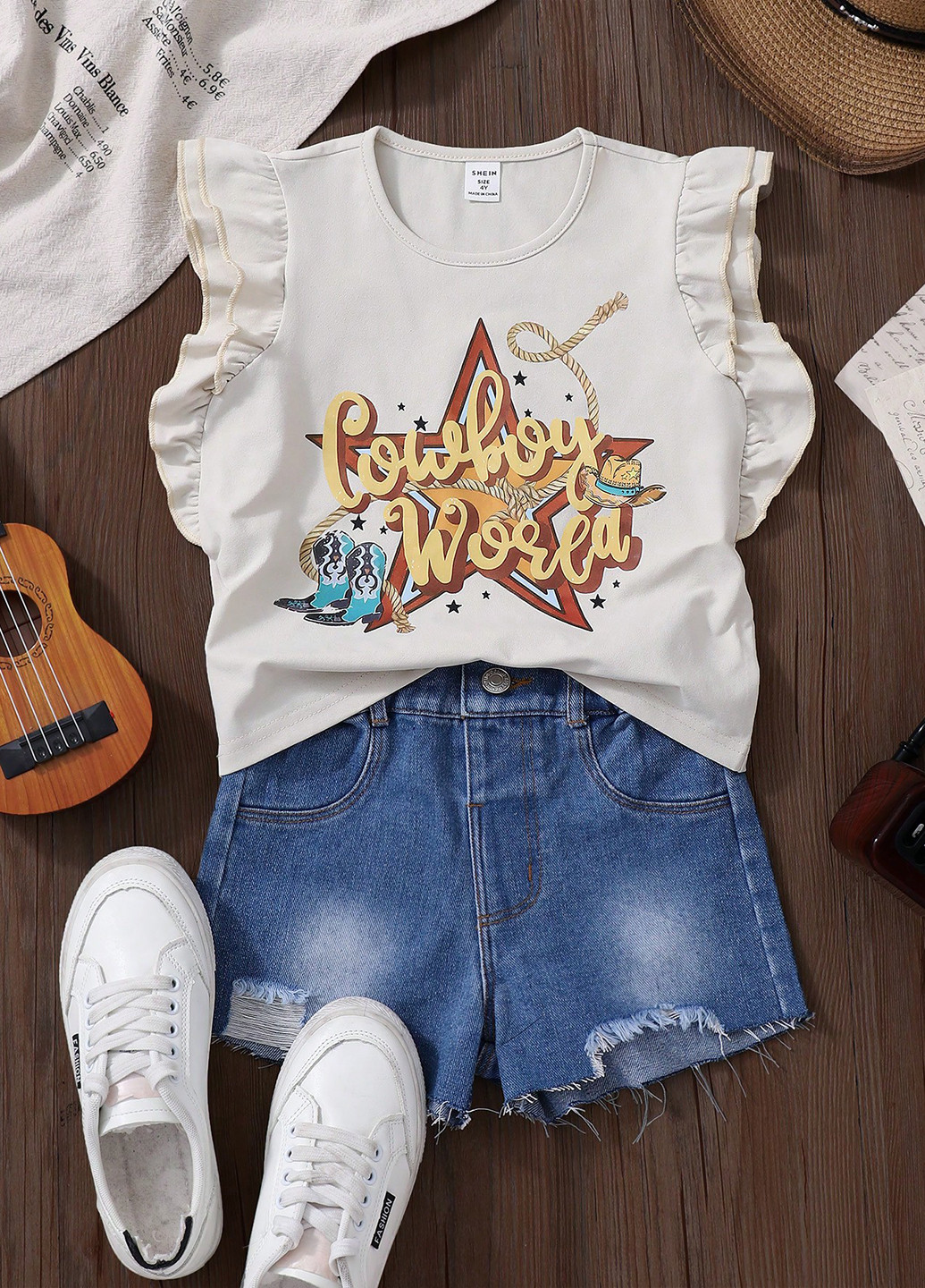 Кремовый летний комплект (футболка, шорты) SHEIN