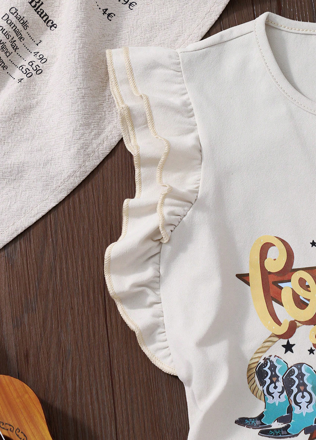 Кремовый летний комплект (футболка, шорты) SHEIN