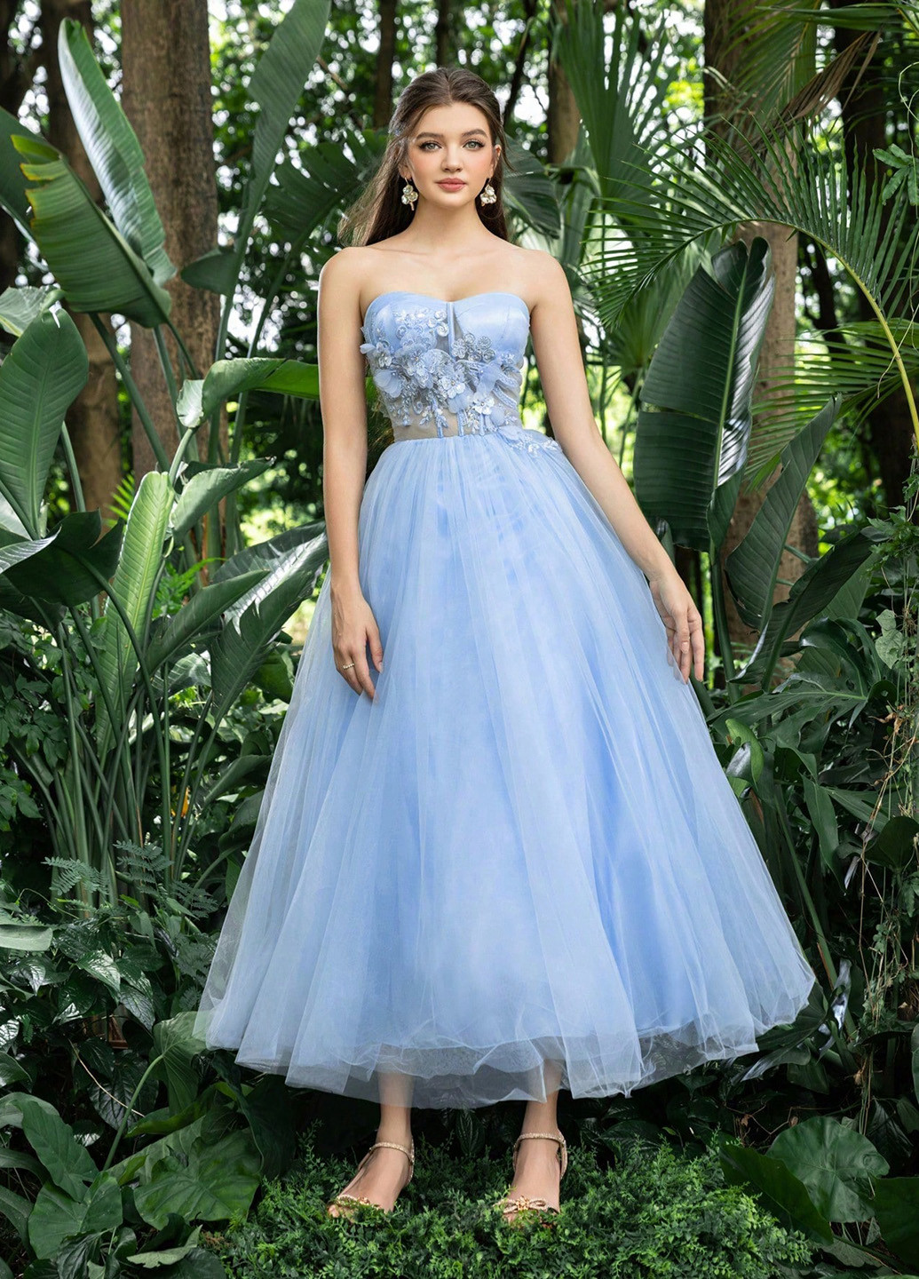 Голубое вечернее платье с пышной юбкой, с открытыми плечами, с открытой спиной SHEIN однотонное