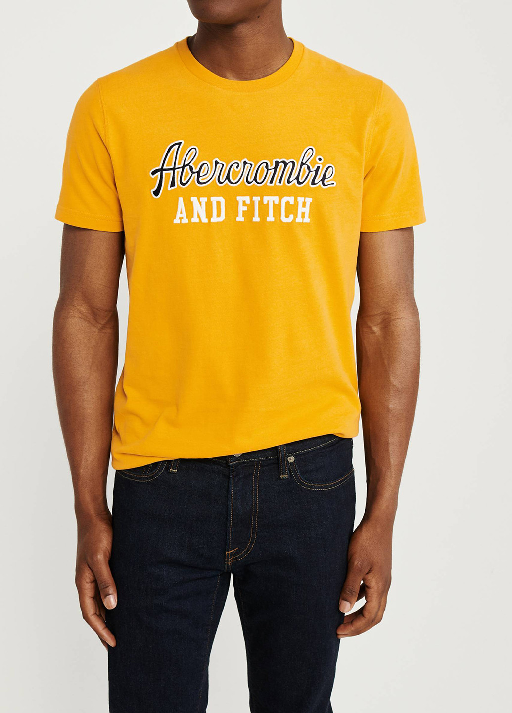 Желтая футболка Abercrombie & Fitch