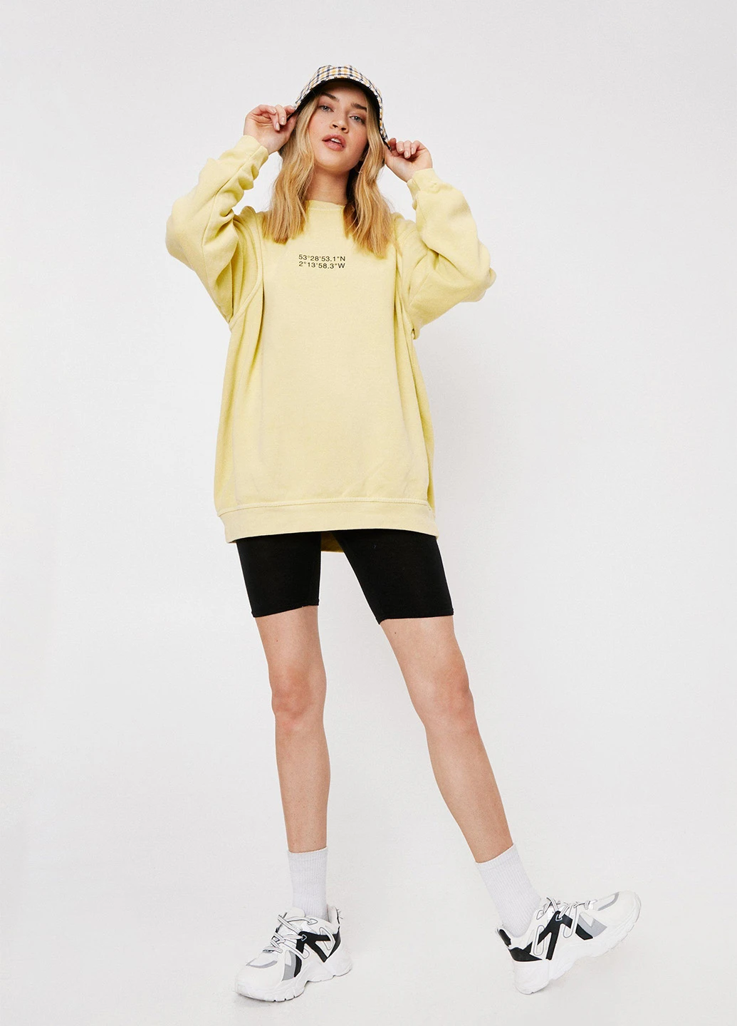 Светло-желтый свитшот Nasty Gal надпись без декора (237848199)
