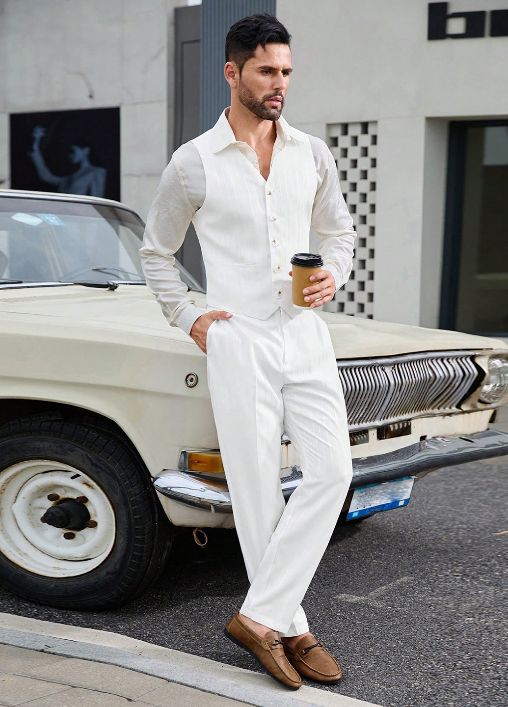 Белый демисезонный костюм (жилет, брюки) брючный SHEIN