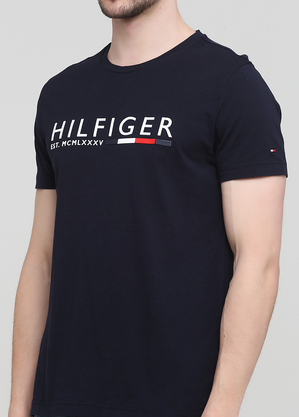 Темно-синяя летняя футболка Tommy Hilfiger