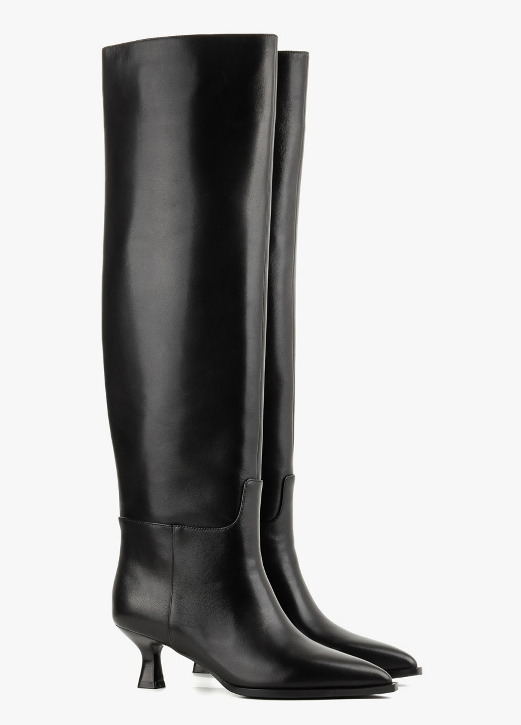 Черные осенние ботфорты Le'BERDES