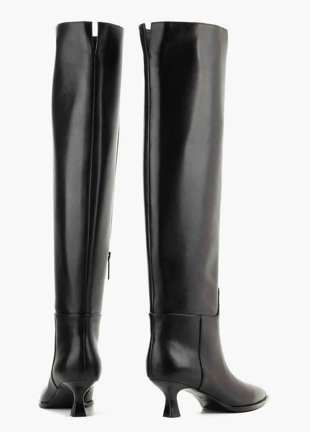 Черные осенние ботфорты Le'BERDES