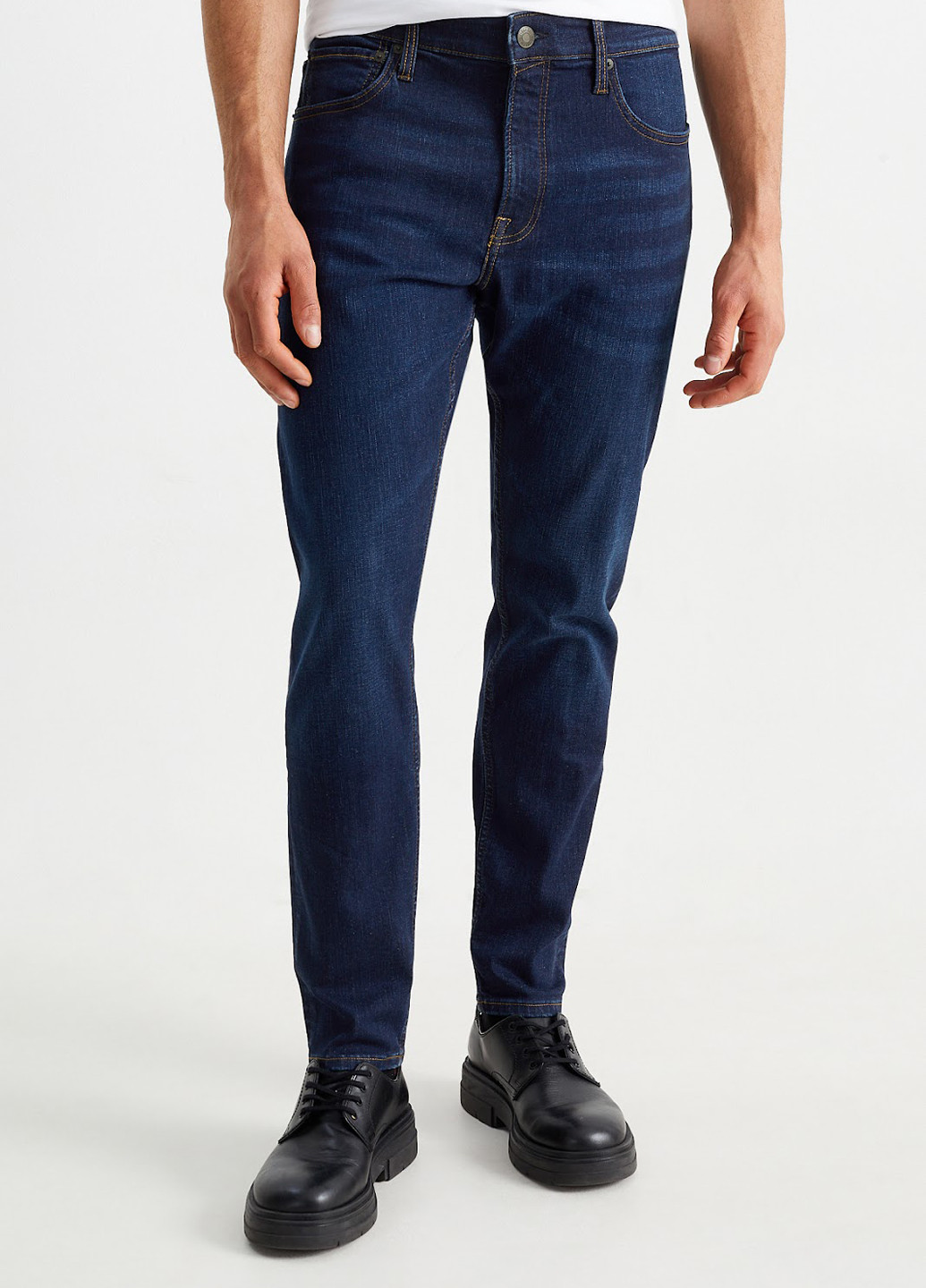 Темно-синие демисезонные зауженные джинсы C&A