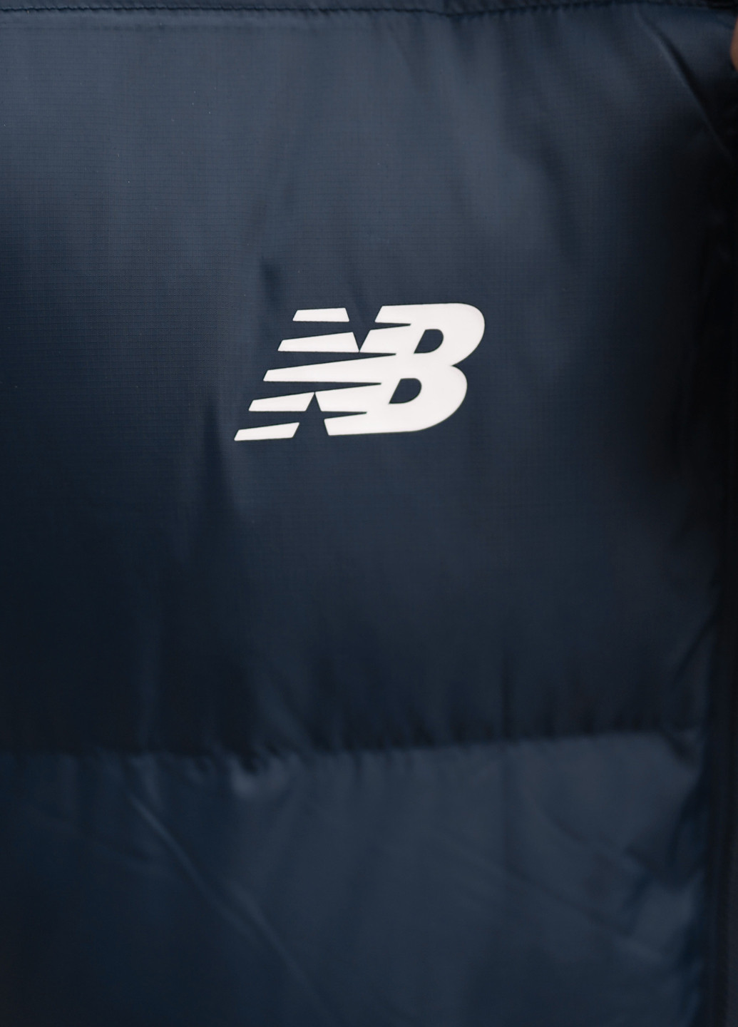 Темно-синя зимня куртка New Balance NB Team Base