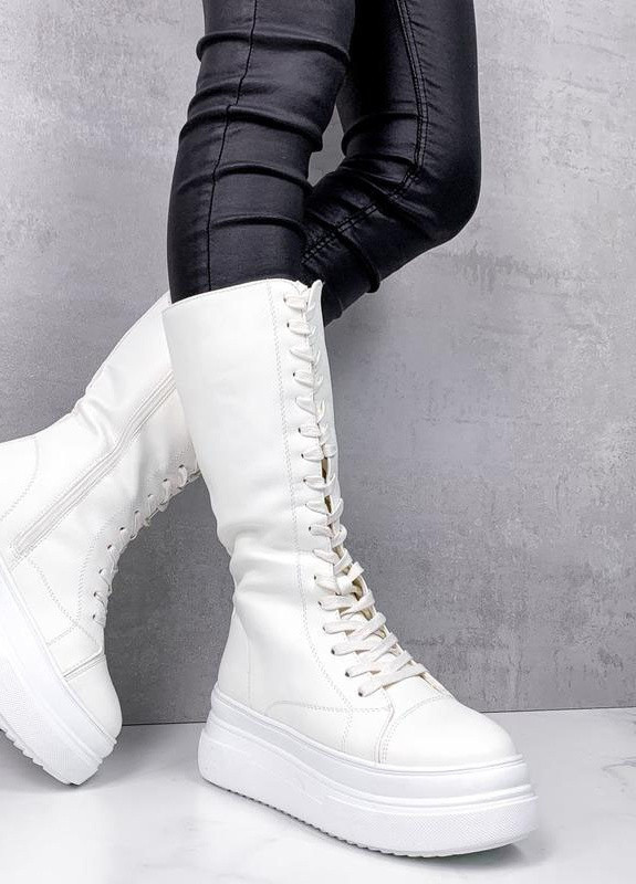 Жіночі чоботи зимові теплі з хутром на шнурівці і блискавки білі еко шкіра Violeta (235747530)