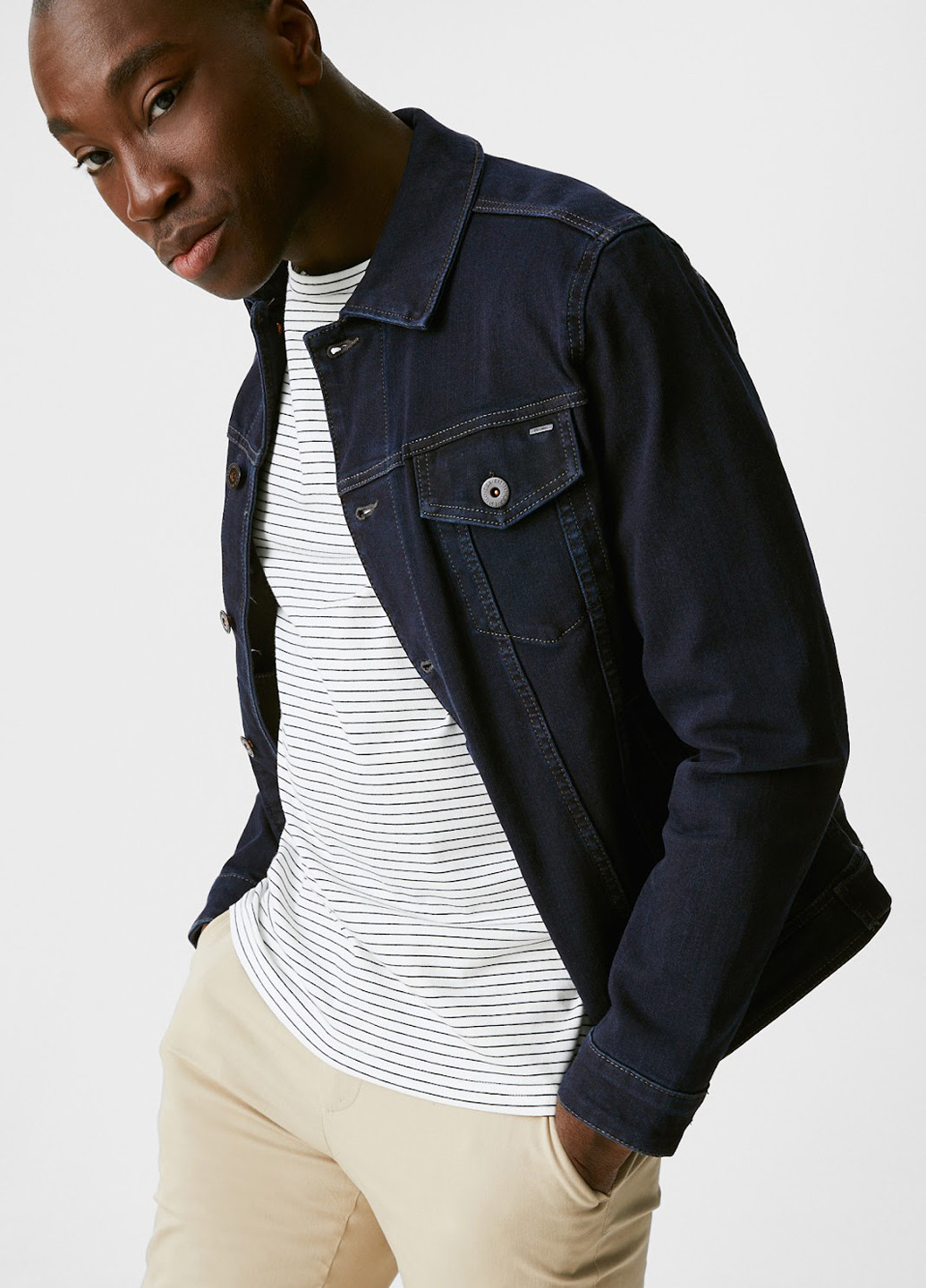 Темно-синяя демисезонная куртка C&A