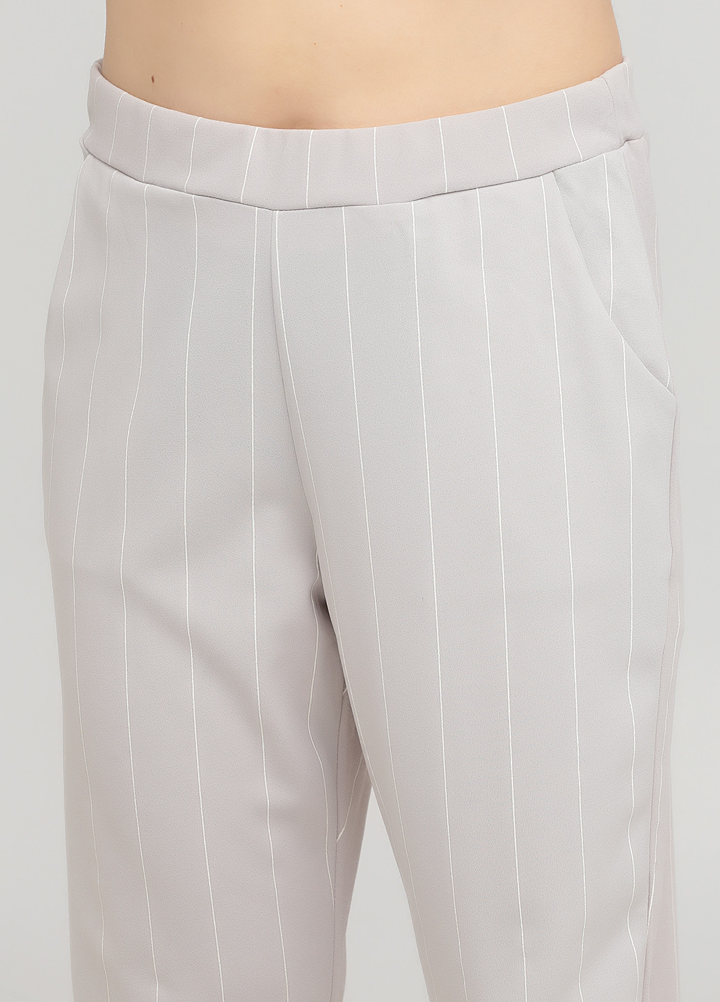 Светло-серые кэжуал демисезонные зауженные брюки New Look