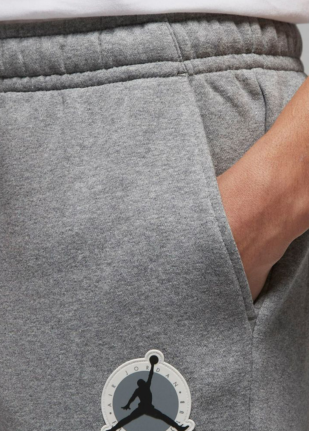 Серые спортивные демисезонные джоггеры брюки Jordan