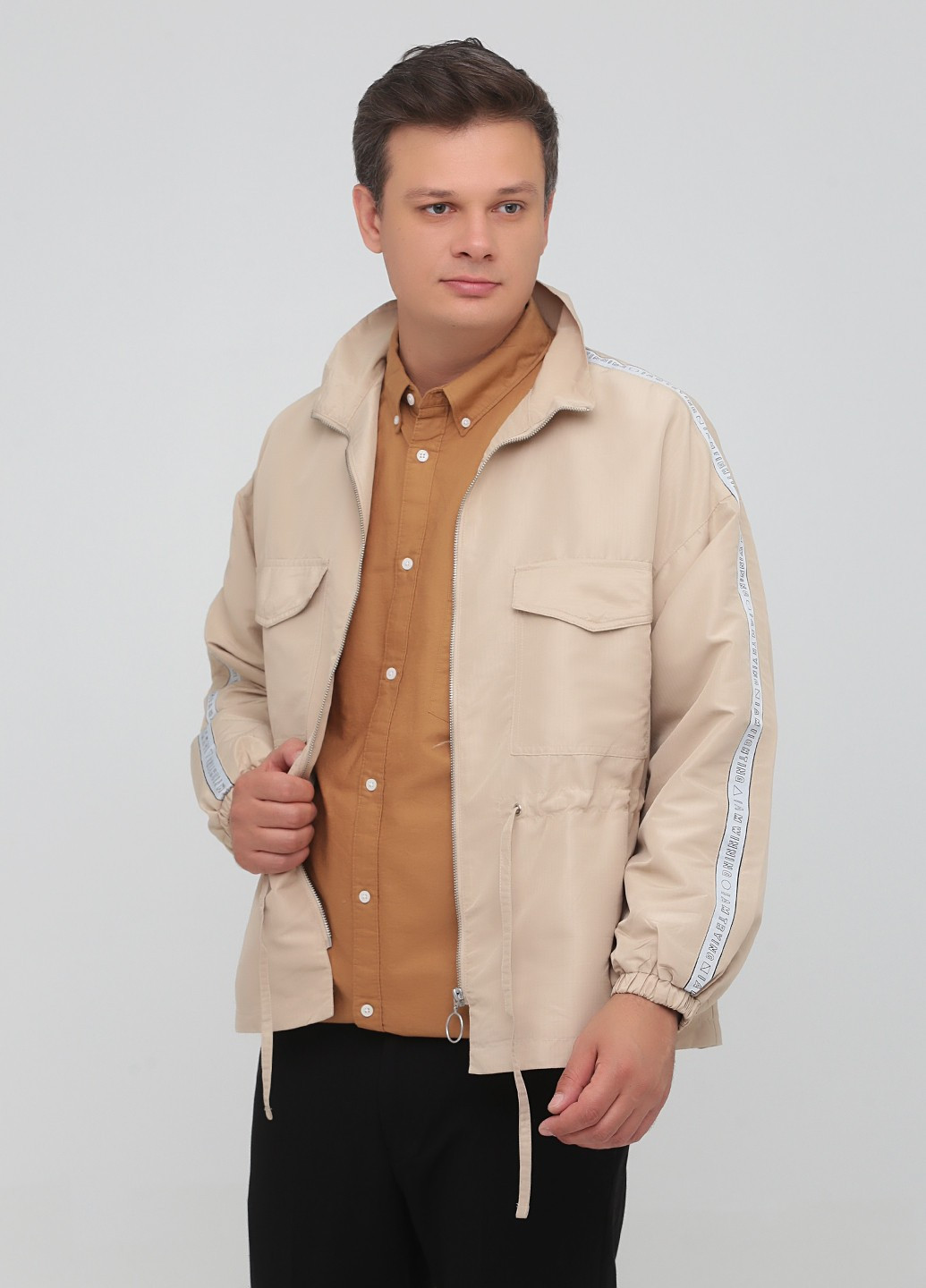 Бежевая демисезонная куртка Monki