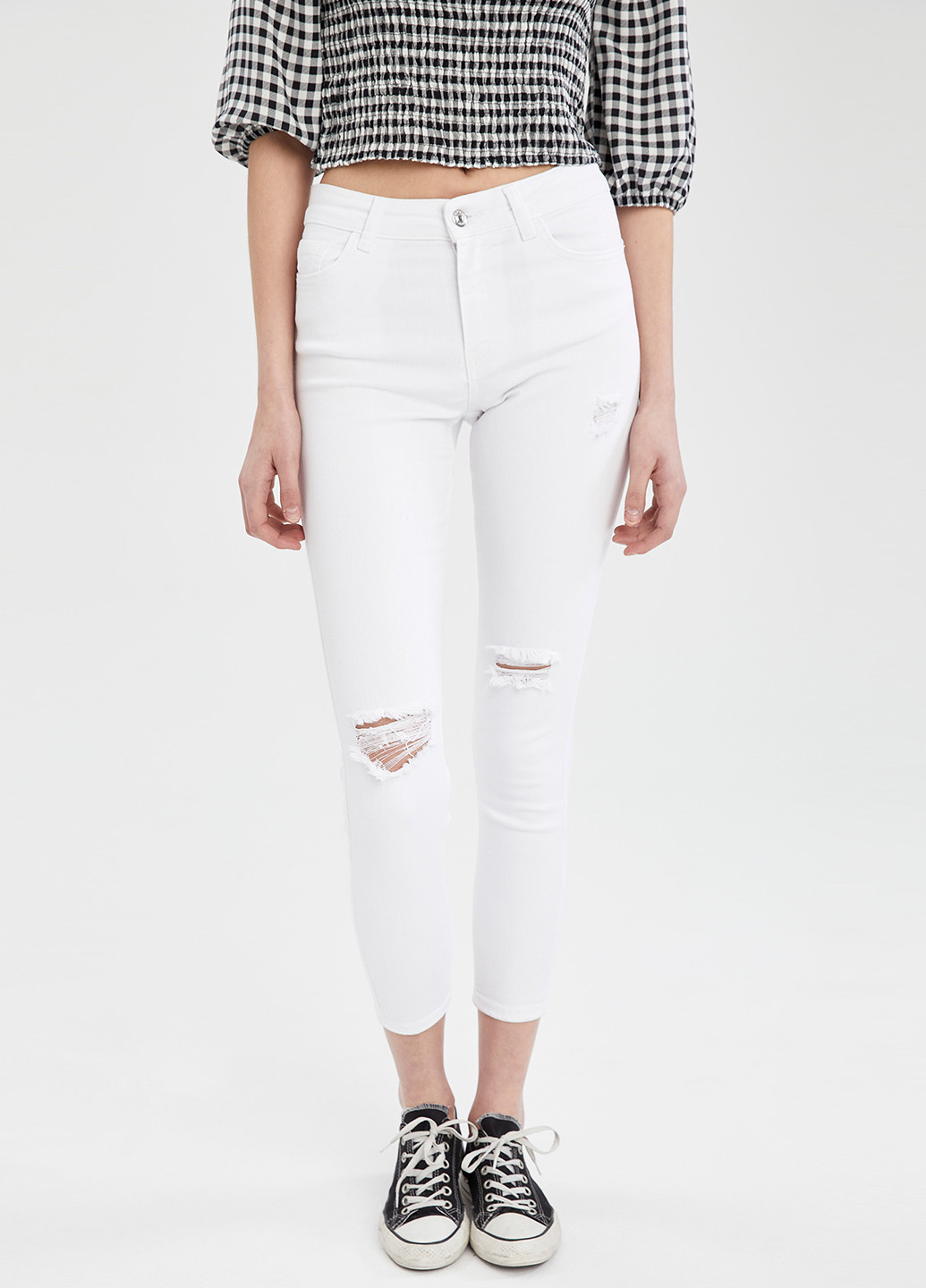 Белые демисезонные укороченные, скинни джинсы DeFacto