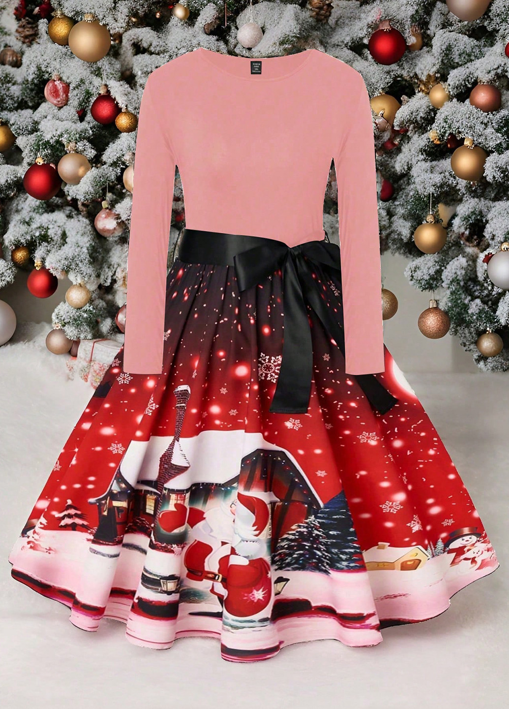 Розовое кэжуал платье а-силуэт SHEIN с новогодним принтом