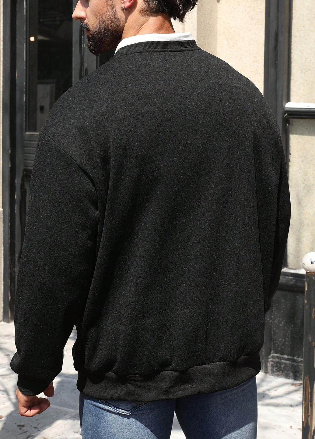 Черный свитшот SHEIN рисунок без декора (367211074)