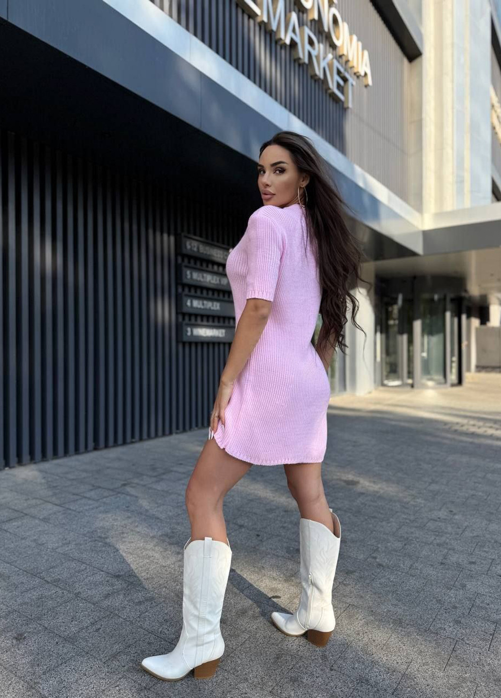 Бледно-розовое кэжуал платье No Brand однотонное