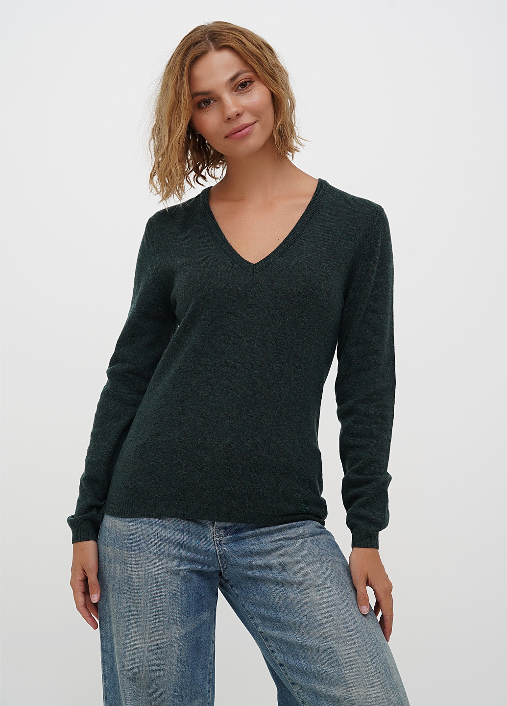 Изумрудный демисезонный пуловер пуловер Sassofono