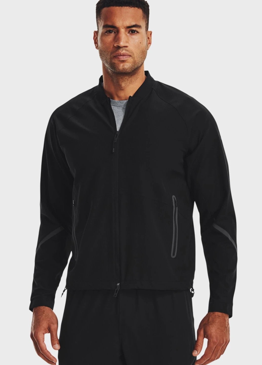 Чорна демісезонна вітровка Under Armour