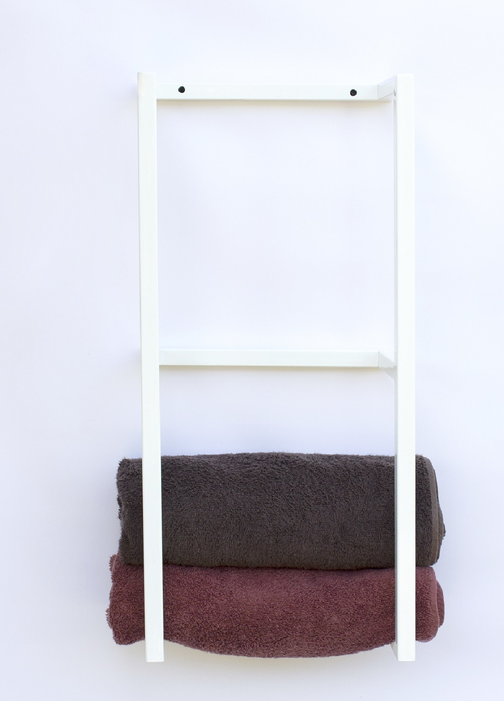 Настенная полка для ванной комнаты подставка держатель для полотенец из металла 65х17х30 см (65121-Нов) Белый Francesco Marconi (251229555)