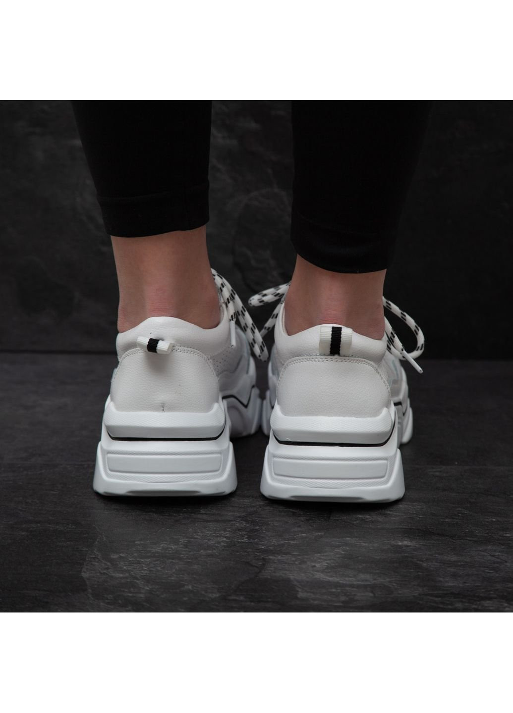 Білі осінні кросівки жіночі yam 2982 39 25 см білий Fashion