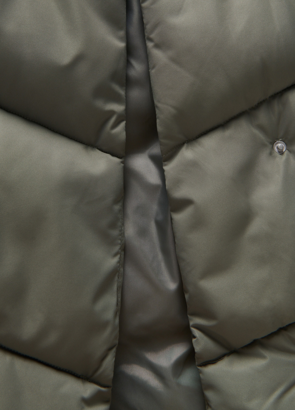 Оливковая демисезонная куртка Reserved