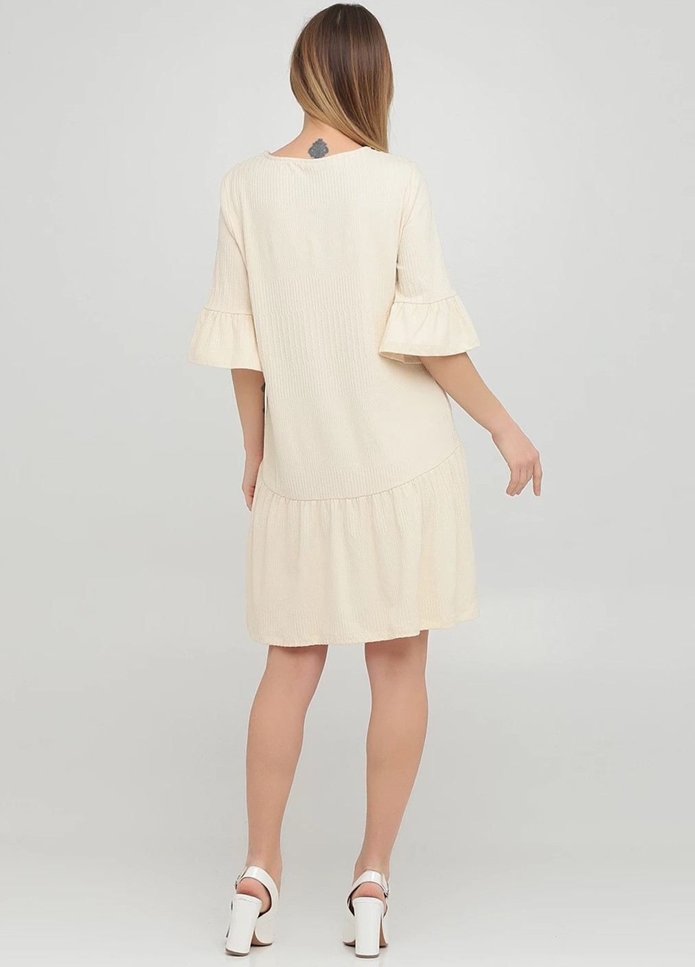 Бежева кежуал однотонне плаття Vero Moda