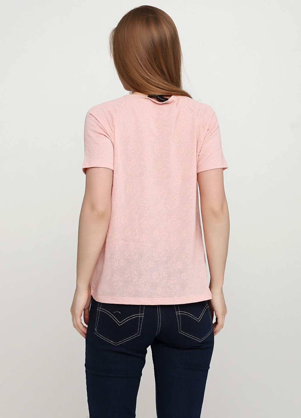 Светло-розовая летняя футболка Share