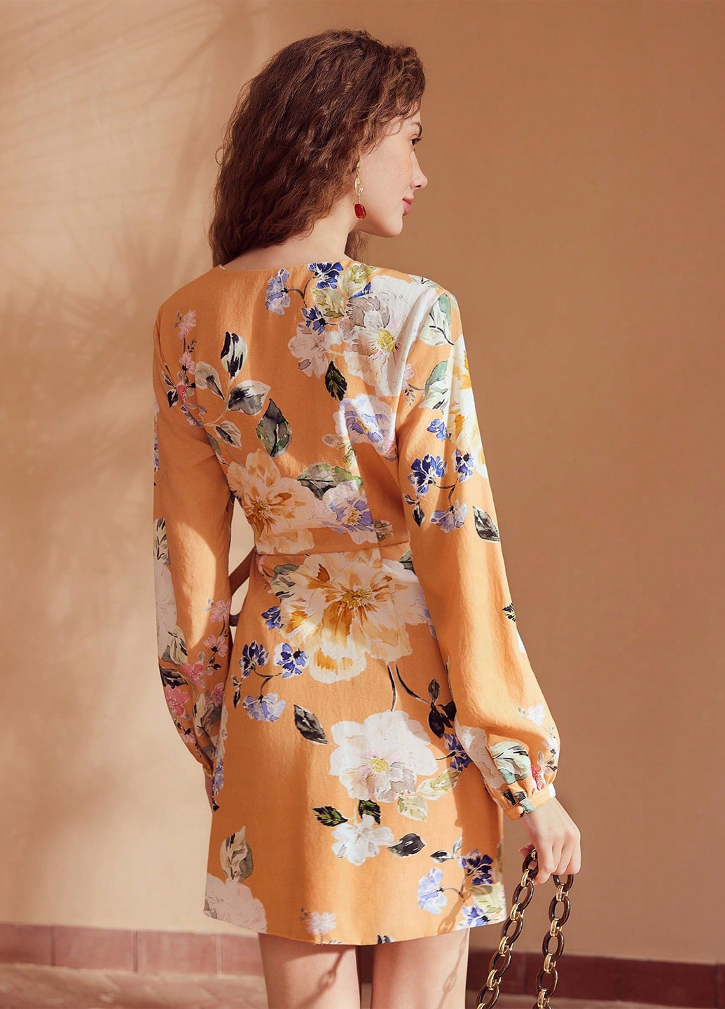 Комбинированное кэжуал платье на запах SHEIN с цветочным принтом