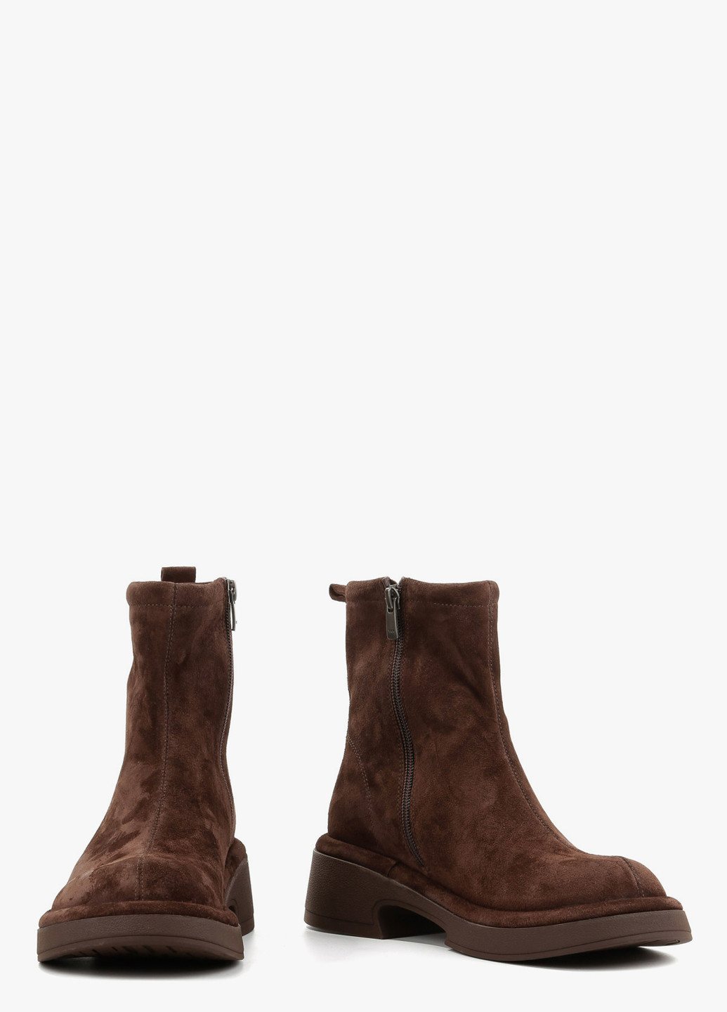 Осенние ботинки Le'BERDES без декора из натуральной замши