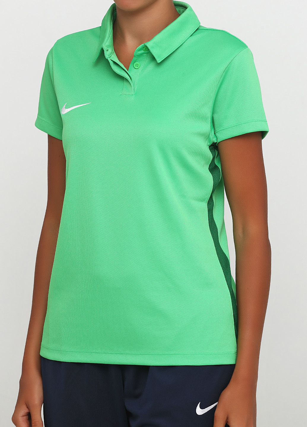 Салатовая женская футболка-поло Nike
