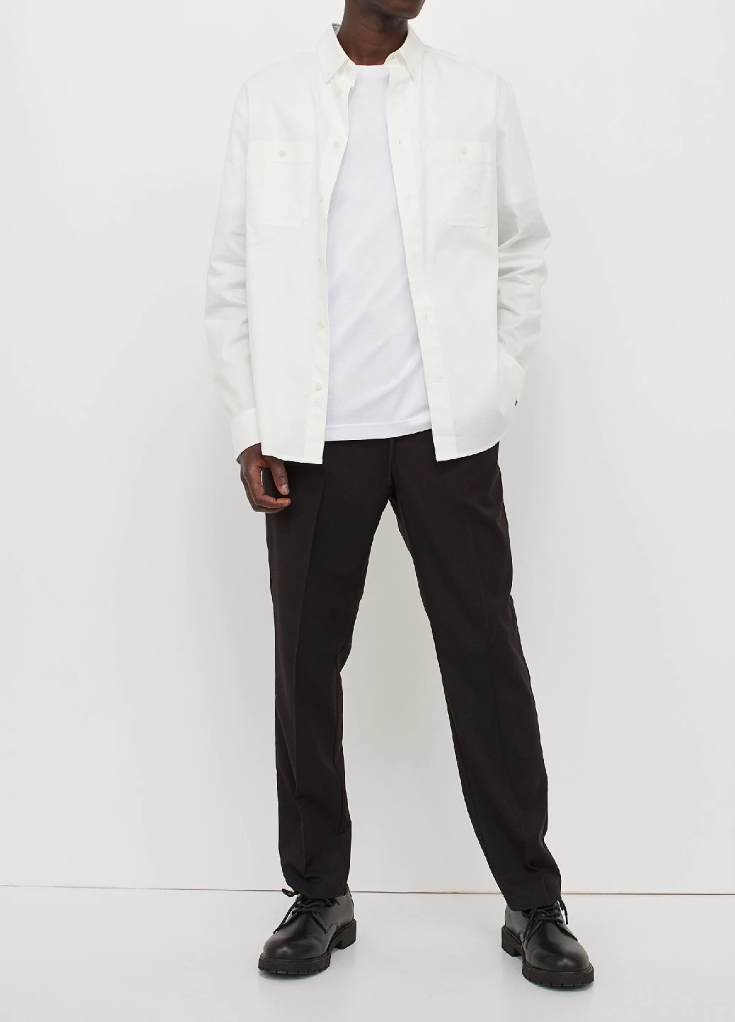Черные демисезонные брюки H&M