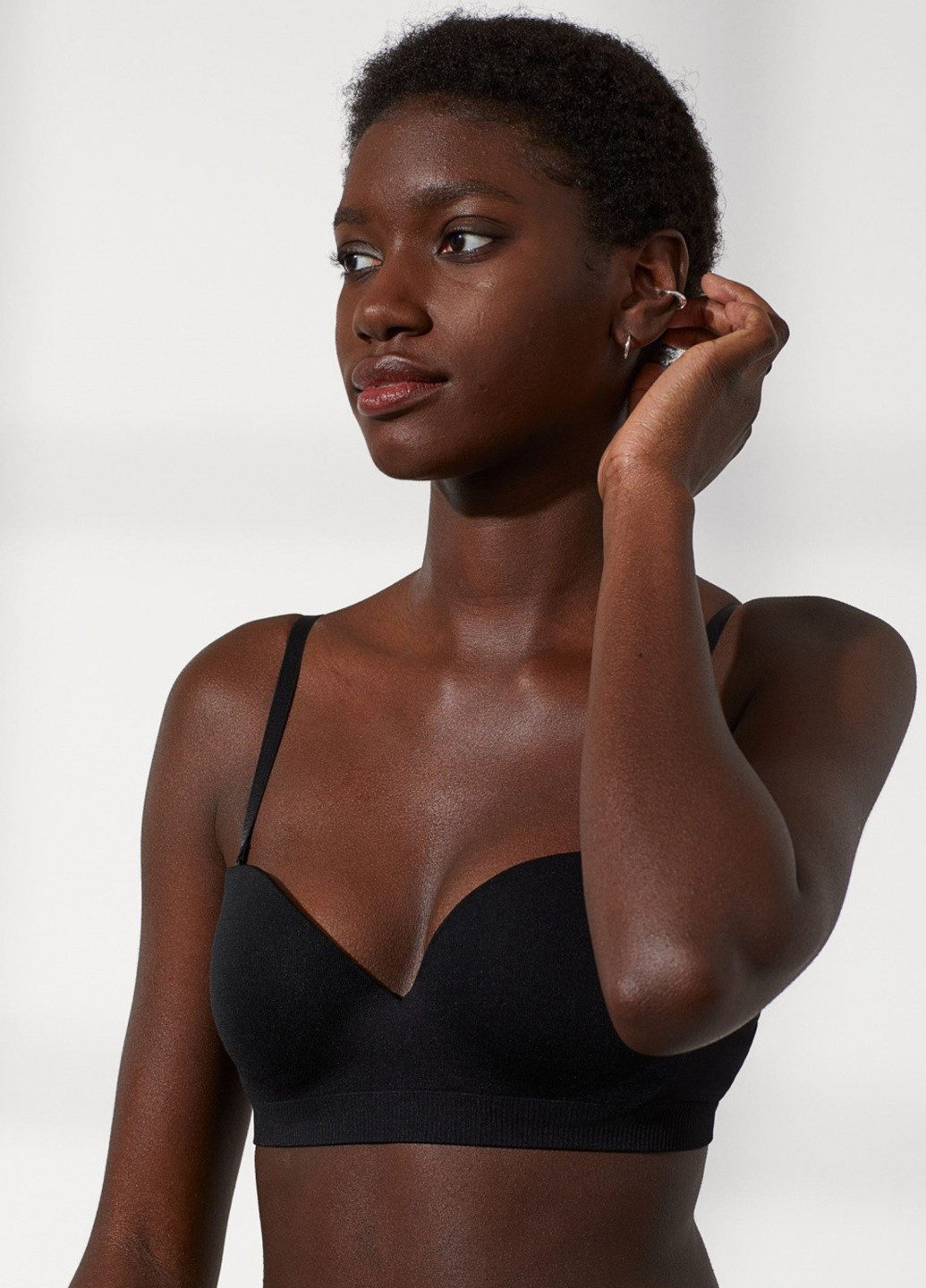 Чёрный балконет бюстгалтер H&M с косточками полиамид