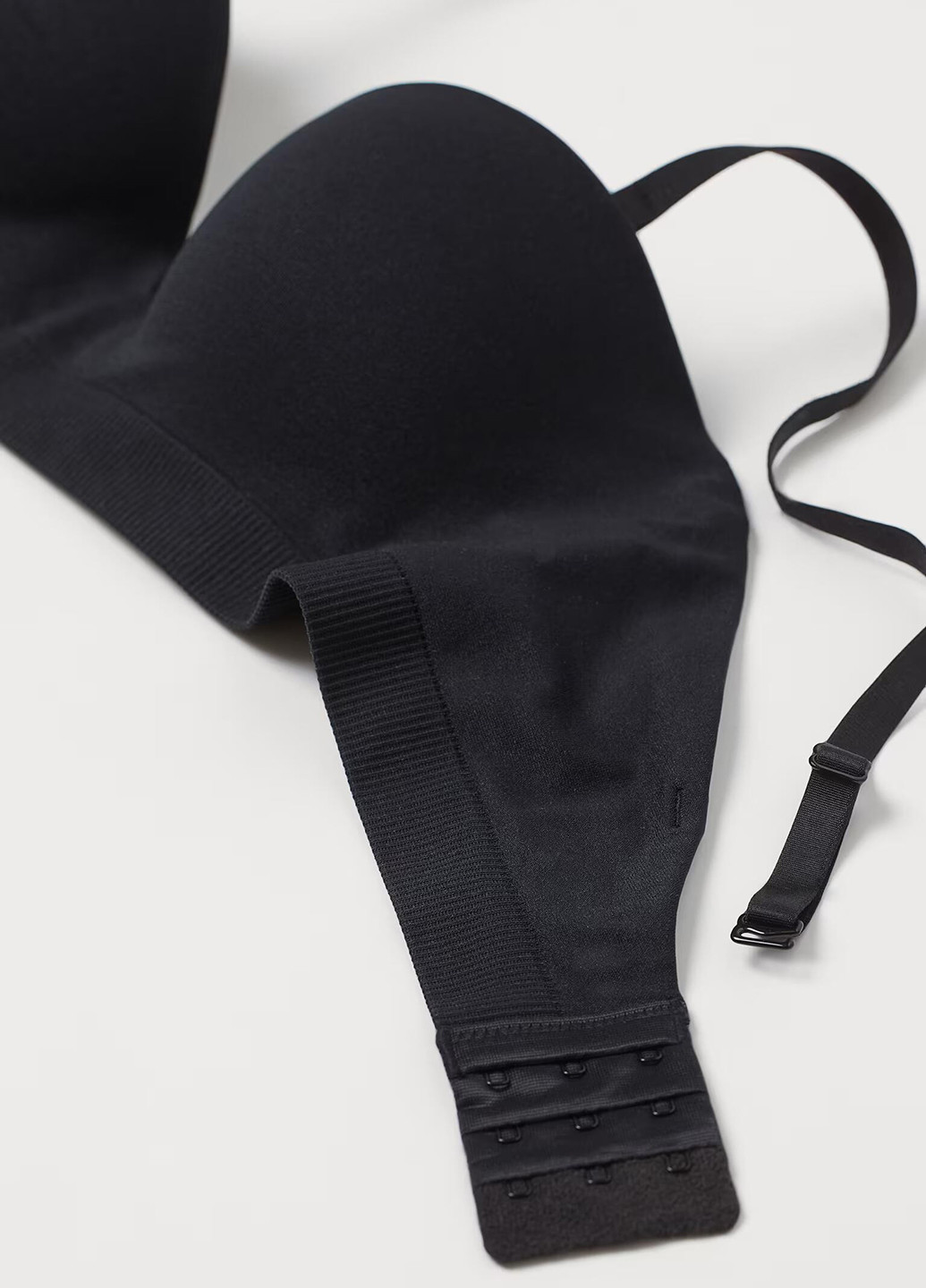 Чёрный балконет бюстгалтер H&M с косточками полиамид