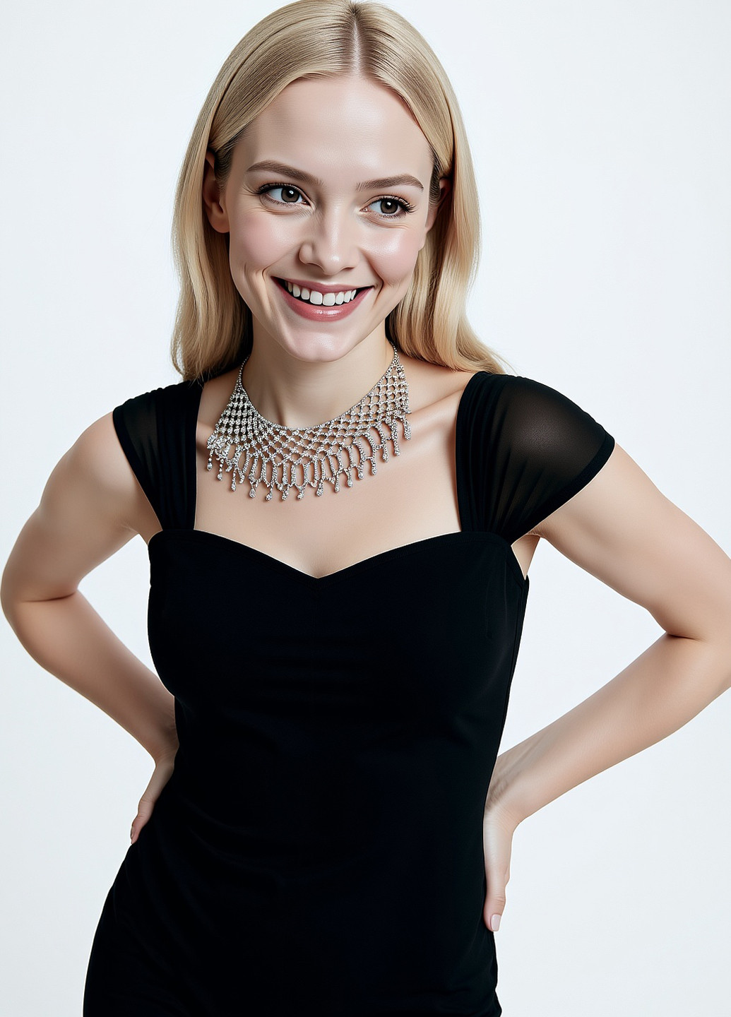 Черное кэжуал платье с открытой спиной Reserved однотонное