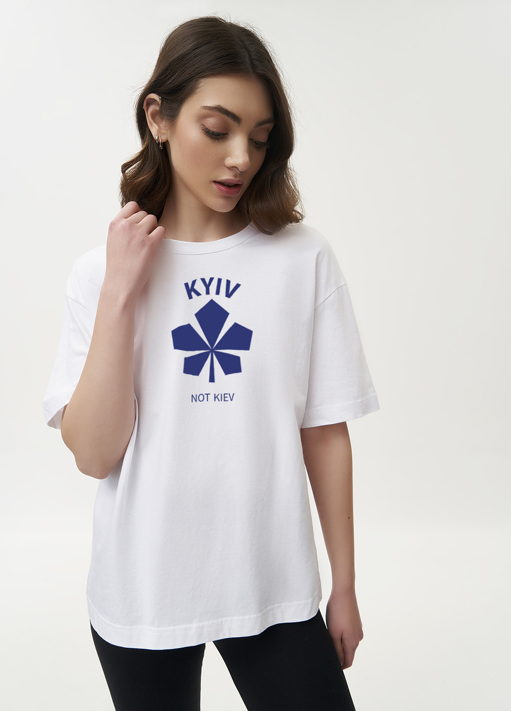 Біла літня футболка жіноча оверсайз kyiv not kiev KASTA design
